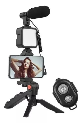 Estabilizador Soporte Celular Luz Led Micrófono + Control Color Negro AY 49