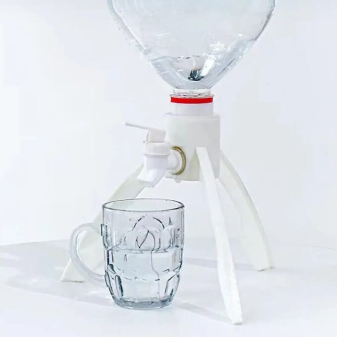 Soporte dispensador triangular para botellon de agua