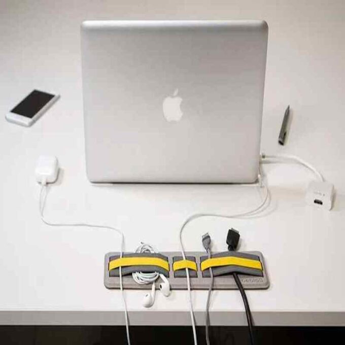 Organizador adhesivo para accesorios soporte para cables